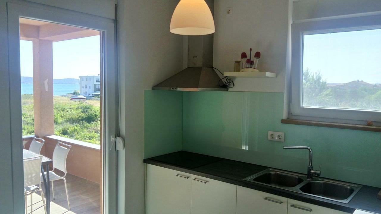 Apartments Borna Сукошан Экстерьер фото